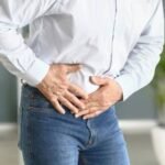 Üroloji muayenesinde yapılan işlemler, tanı süreci ve hasta konforu hakkında bilgilendirici görsel